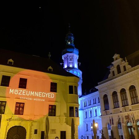 Quattro Casa Lejlighed Sopron Eksteriør billede